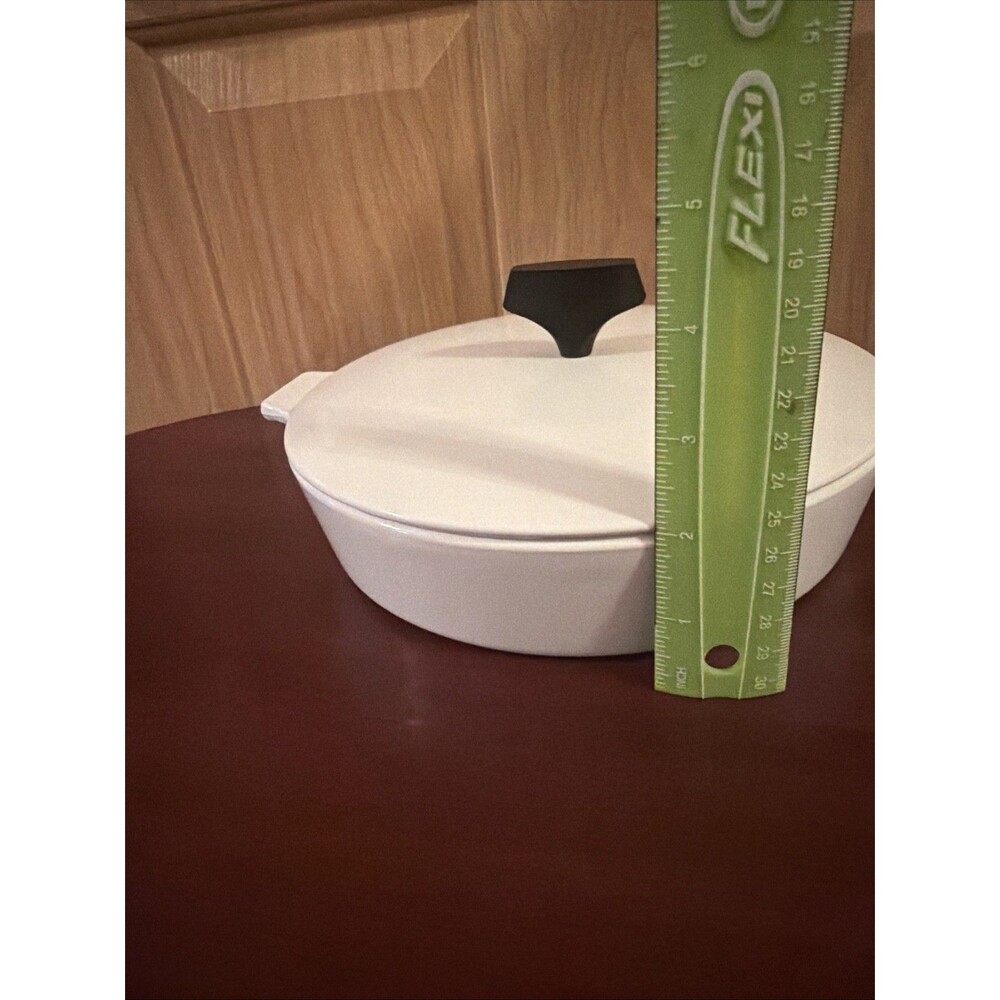 1960s  Corning Ware Buffet Server B-8 1/2 Skillet Casserole Baking Dish w/Cover! - Picture 9 of 9